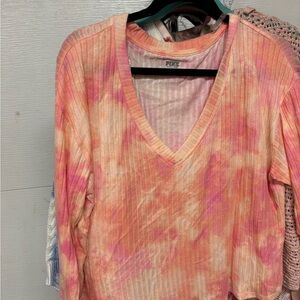 PINK Victoria's Secret Orange and Pink Tie-Dye V-Neck Top